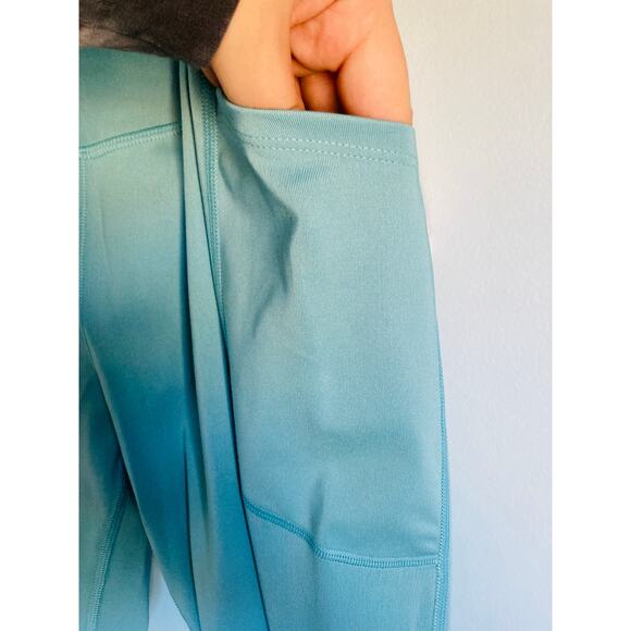 Victoria's Secret Essential Leggings High Rise Small or Medium Blue NWT - Picture 4 of 12